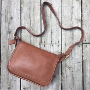 Vintage COACH Patricia Legacy 9951